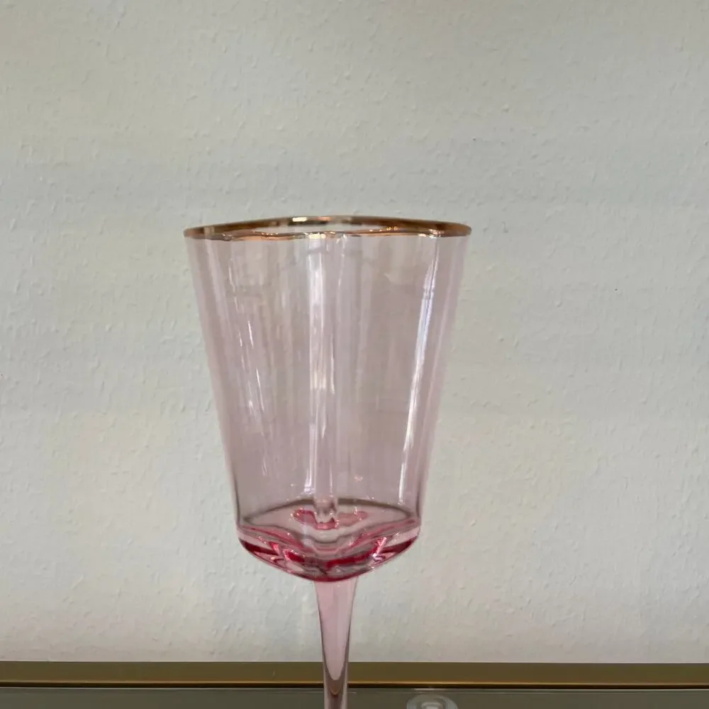 Pink Heart Shaped Wine Glasses with Gold Rim Valentines Day Set of 2 NEW